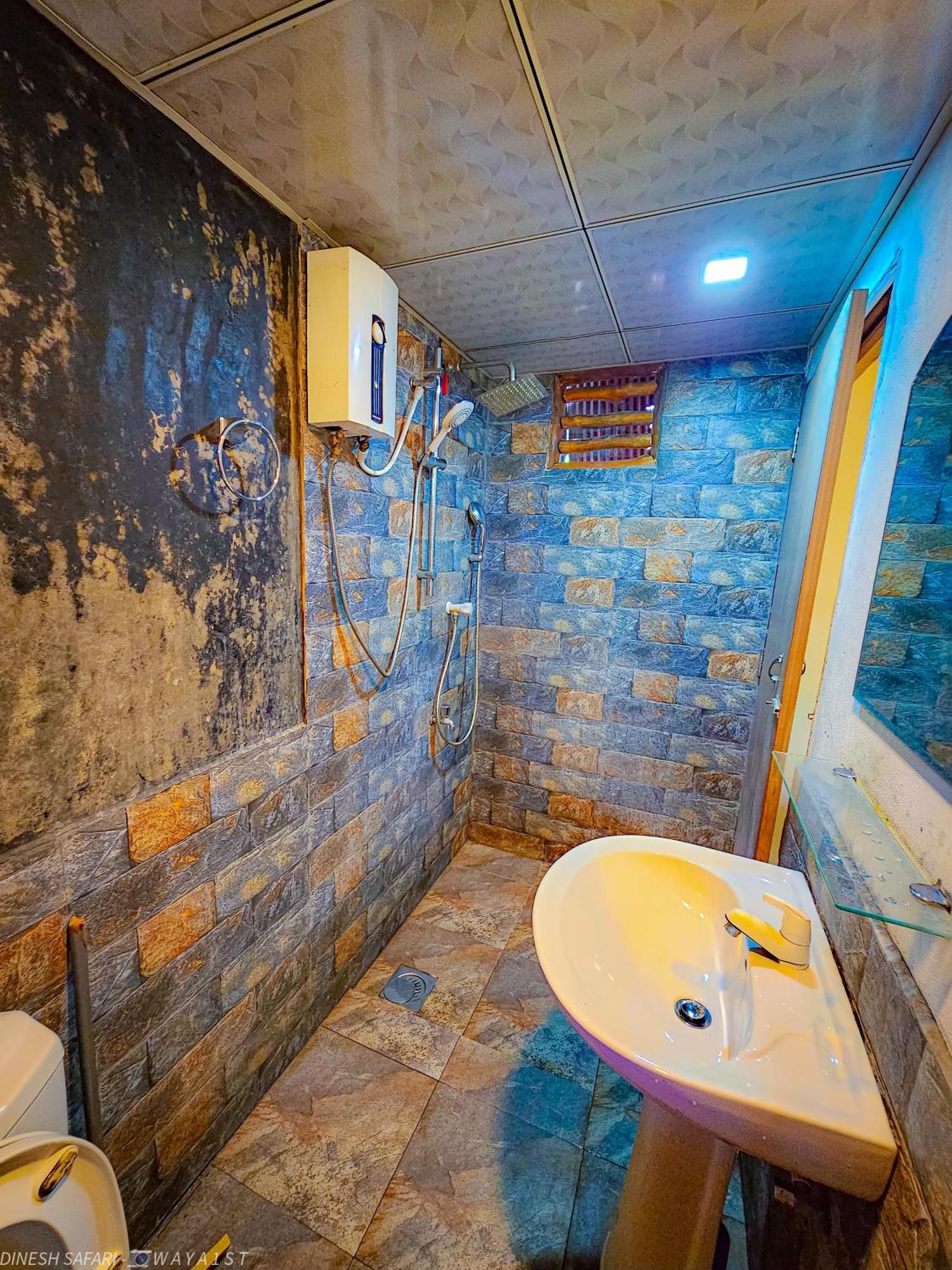 Dinesh Safari Homestay Udawalawe Kültér fotó