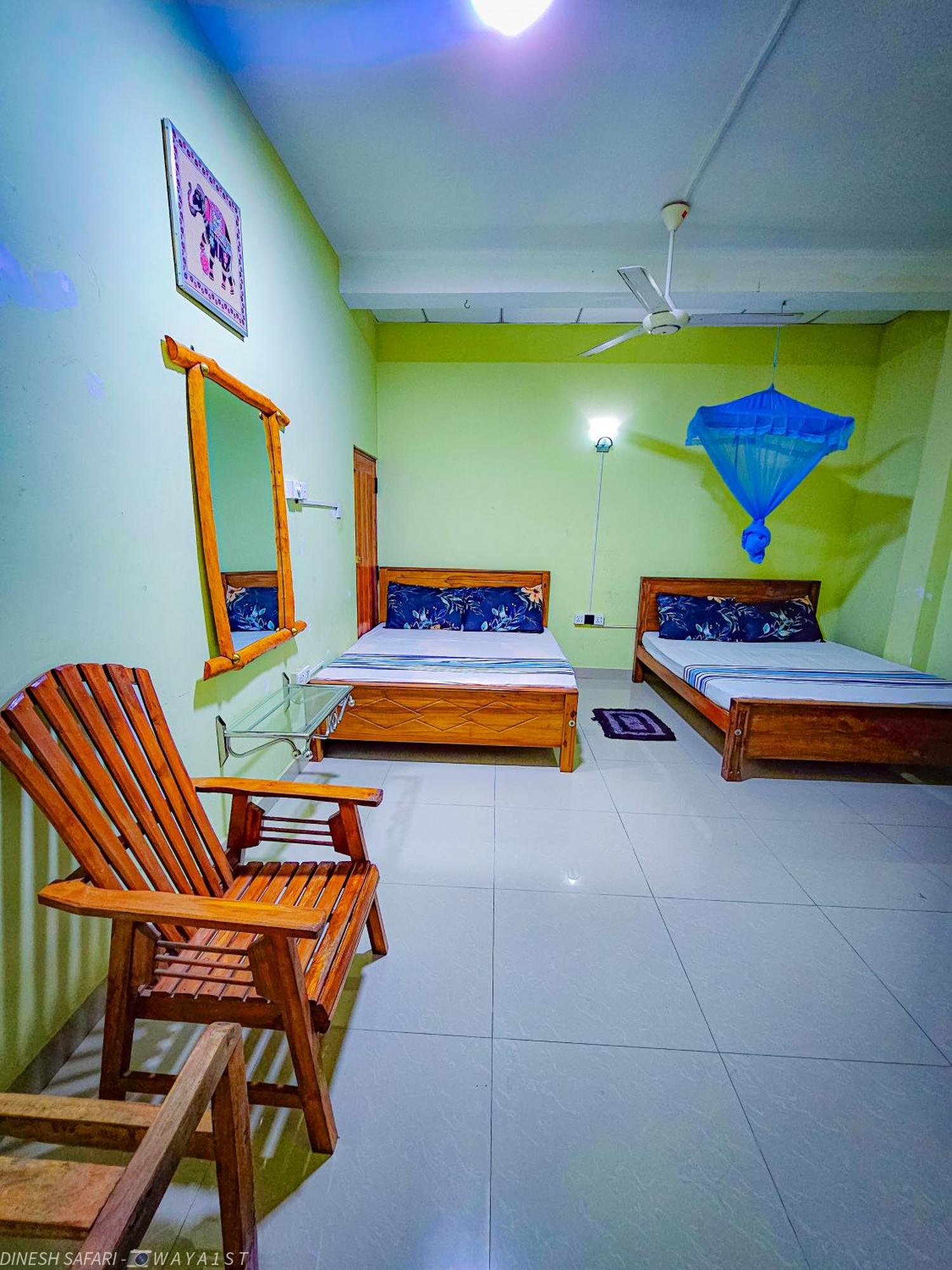 Dinesh Safari Homestay Udawalawe Kültér fotó