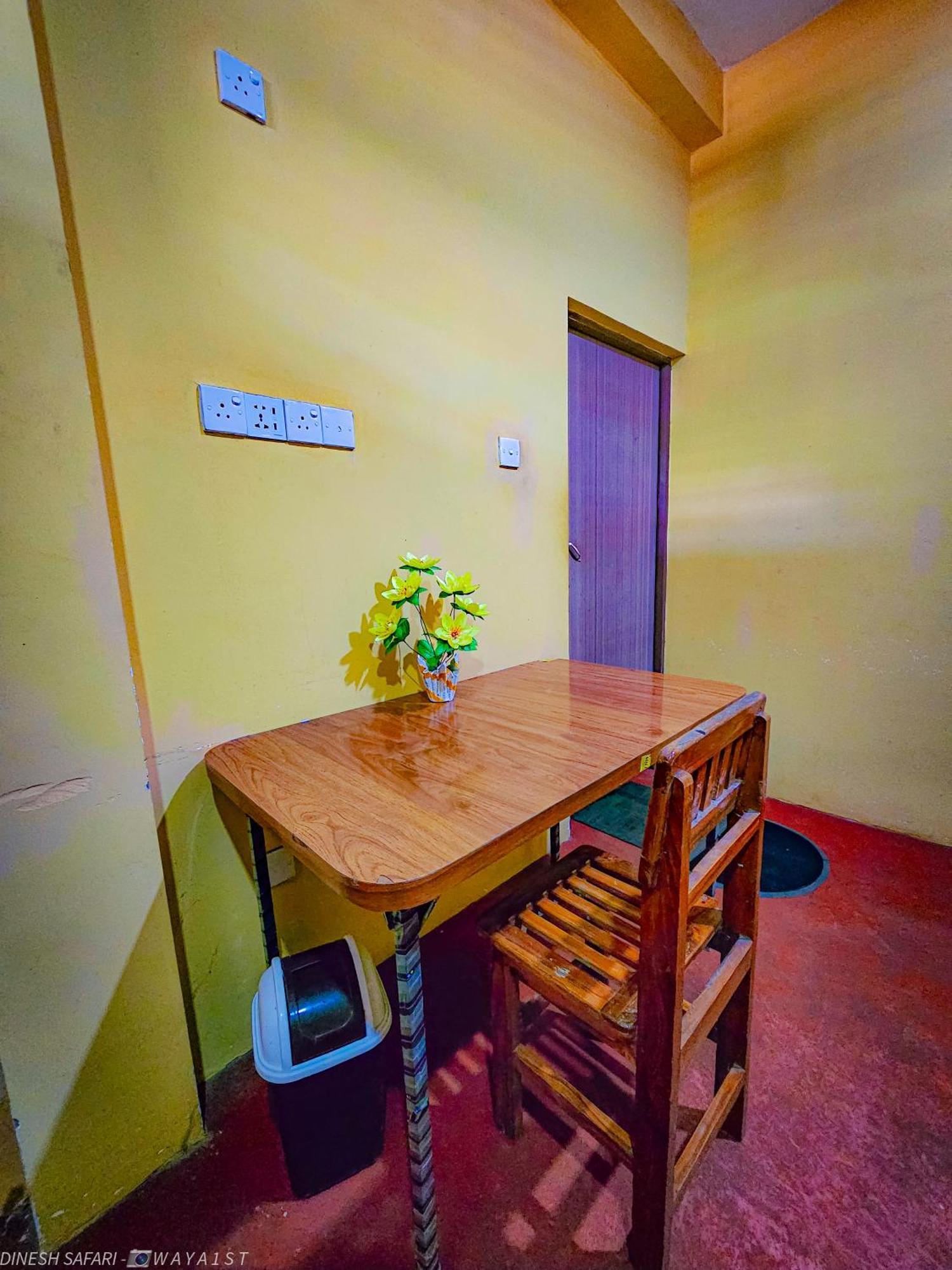 Dinesh Safari Homestay Udawalawe Kültér fotó