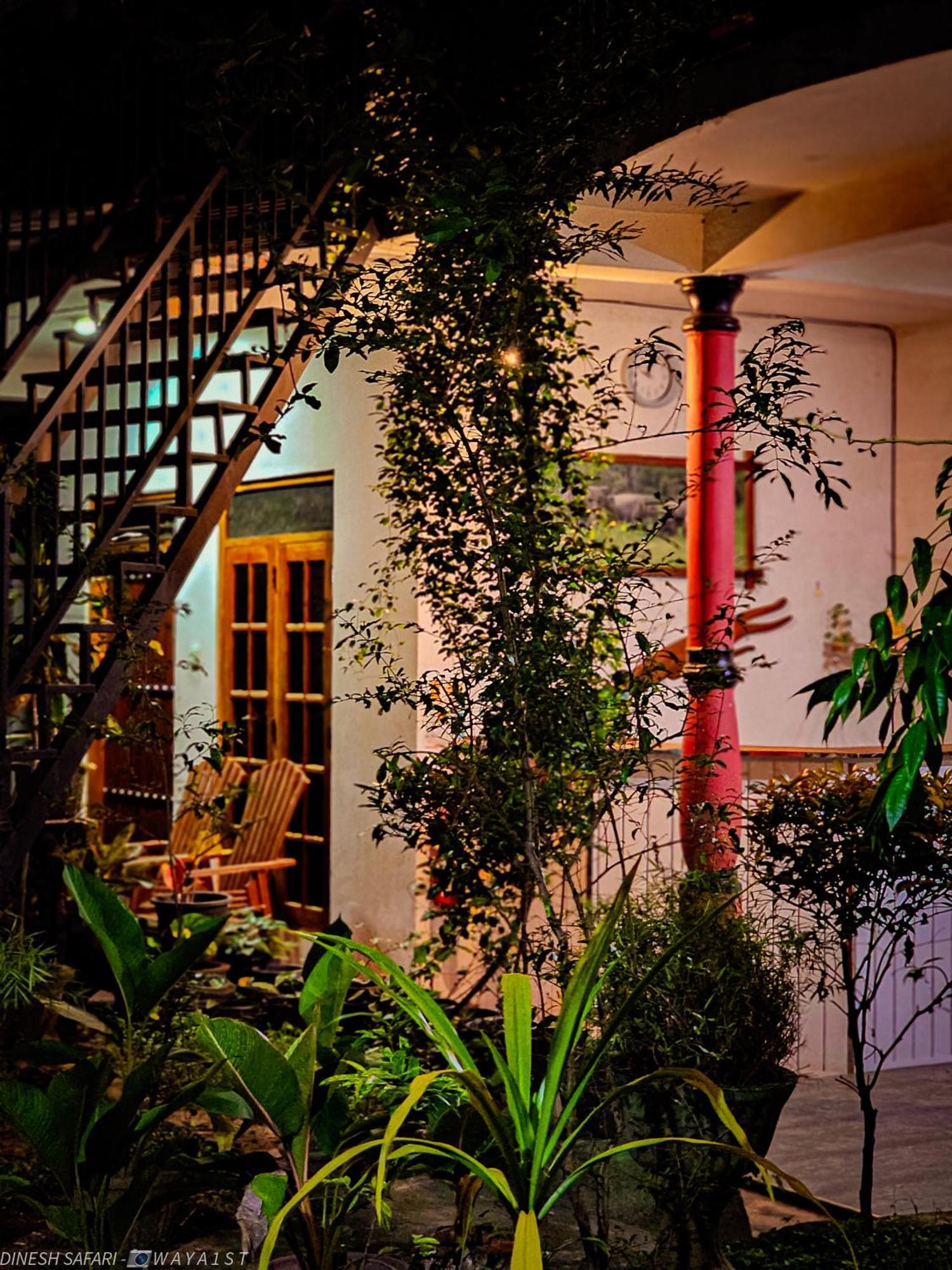 Dinesh Safari Homestay Udawalawe Kültér fotó
