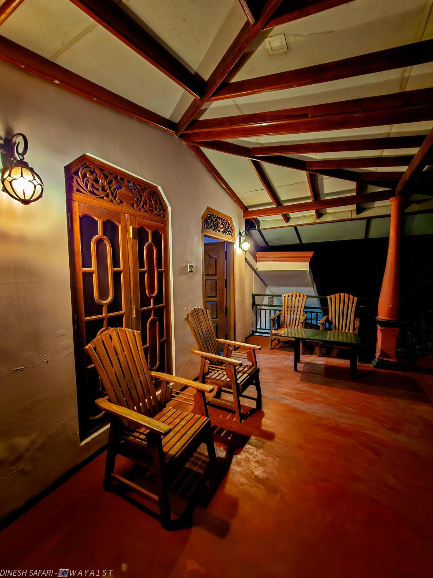 Dinesh Safari Homestay Udawalawe Kültér fotó