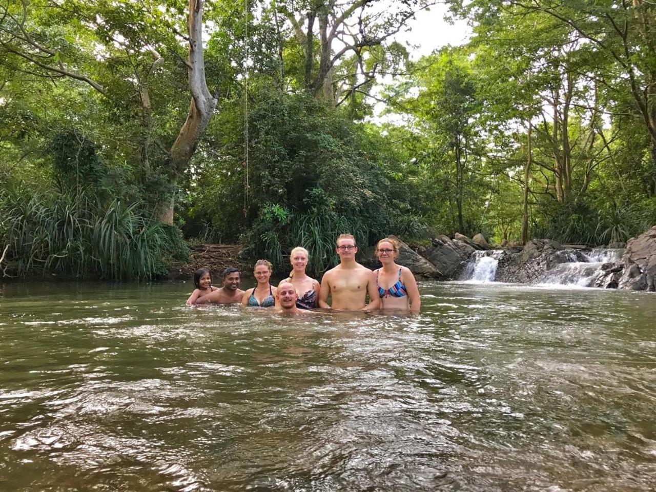 Dinesh Safari Homestay Udawalawe Kültér fotó